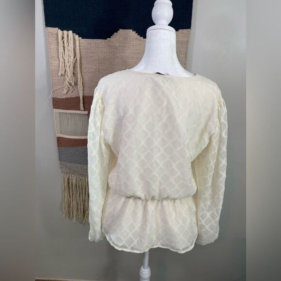Elizabeth and James White Peplum Chiffon Blouse M - Picture 5 of 8
